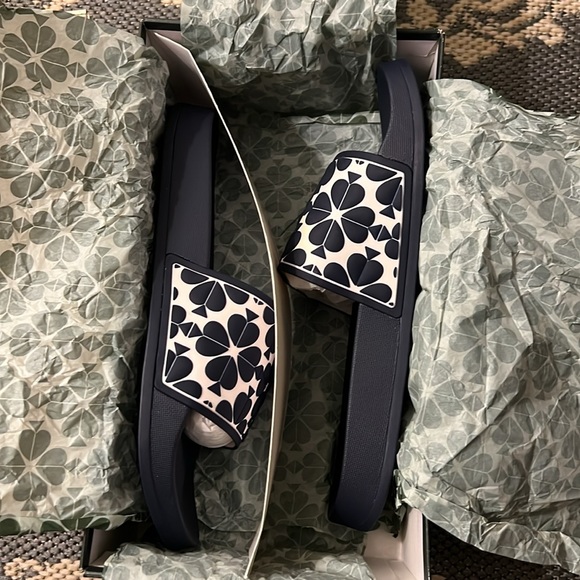 Brand New in Box Kate Spade New York Olympia Rubber Slides - Picture 5 of 11